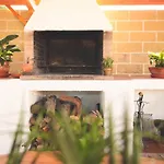 Lucia Villa *